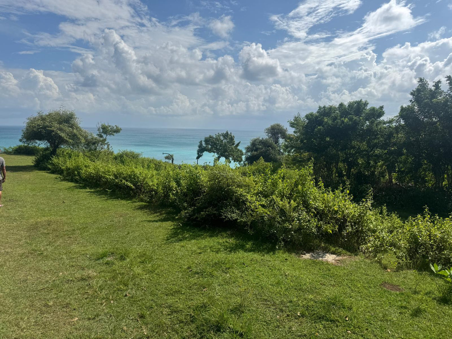 1 hectare cliff front Dreamland land freehold